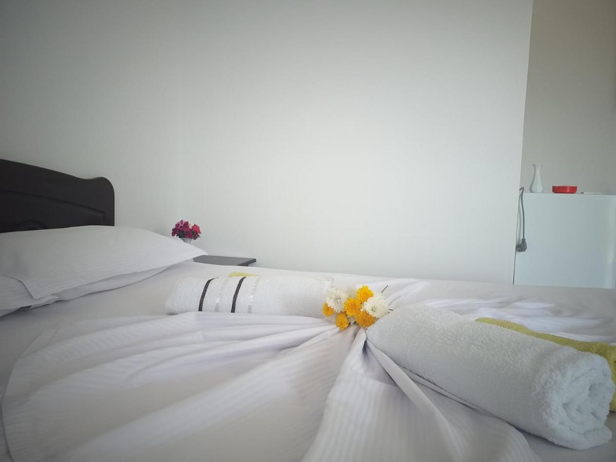 Grand Seaview Apartments Ksamil Kültér fotó